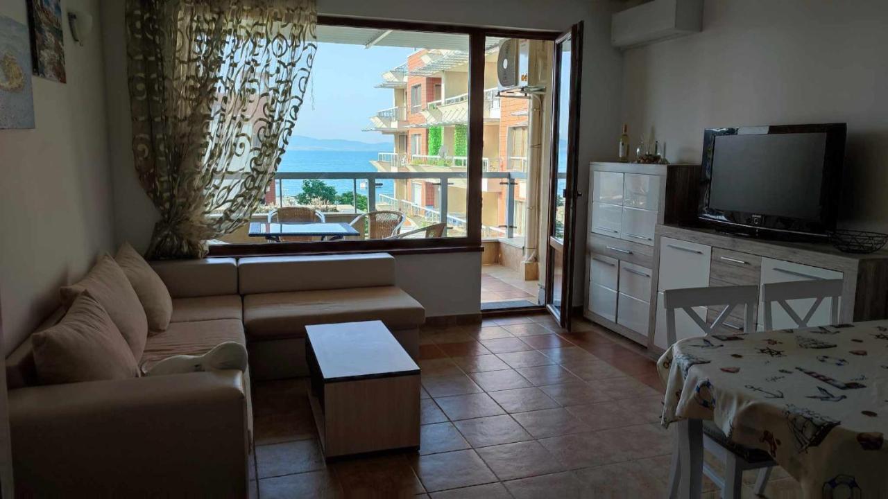 Cozy Apartment With Sea View And Free Parking Gmina Gmina Pomorie Zewnętrze zdjęcie