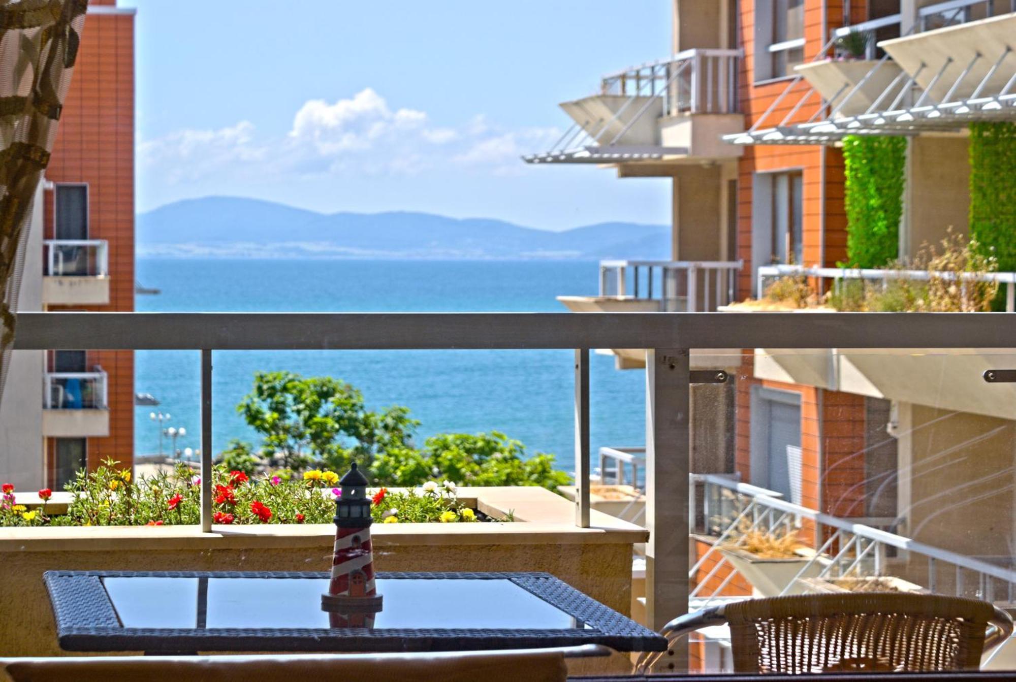 Cozy Apartment With Sea View And Free Parking Gmina Gmina Pomorie Zewnętrze zdjęcie